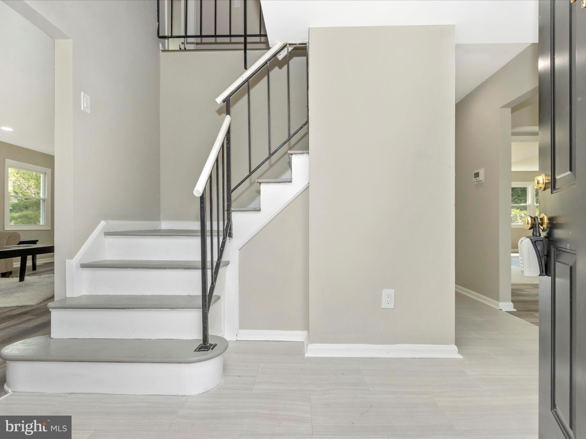 2608 Bluhaven Court Silver Spring, MD 20906 - Photo 3 of 53 Entryway