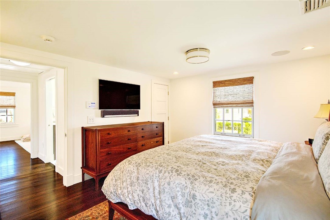 228 Bonnet Point Road Narragansett, RI 02882 - Photo 28 of 40