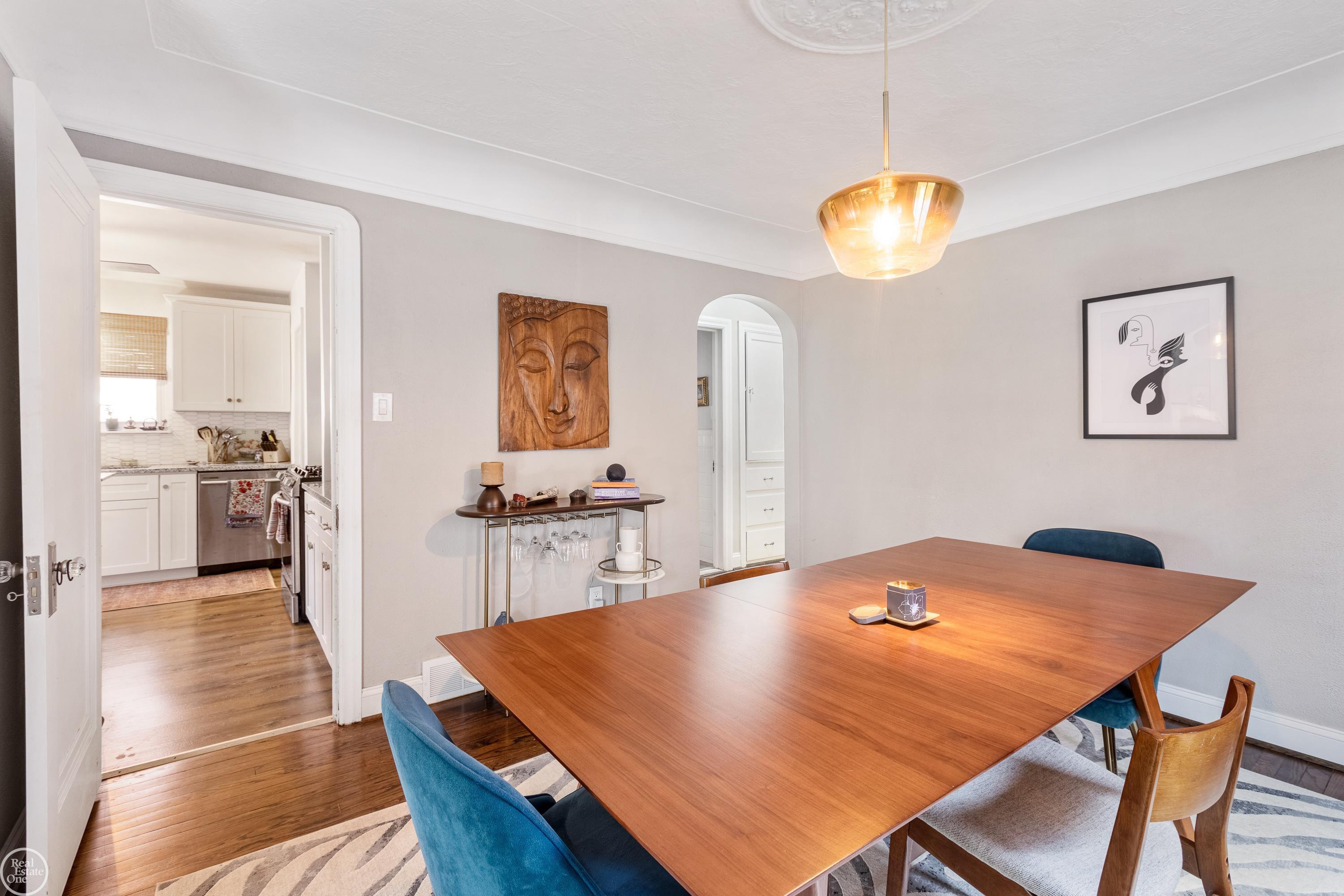 4376 Yorkshire Road Detroit, MI 48224 - Photo 6 of 25 50103117-5.JPG