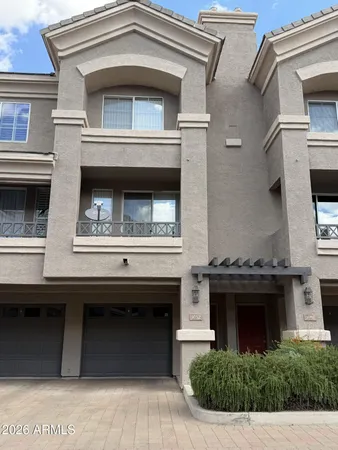 $284,900 | 4455 East Paradise Village Parkway South, Unit 1052, Phoenix, AZ 85032