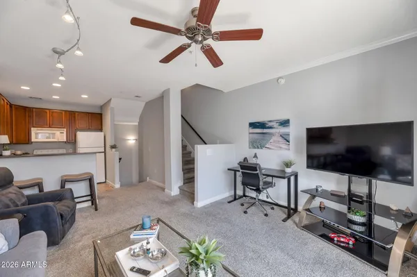 $284,900 | 4455 East Paradise Village Parkway South, Unit 1052, Phoenix, AZ 85032