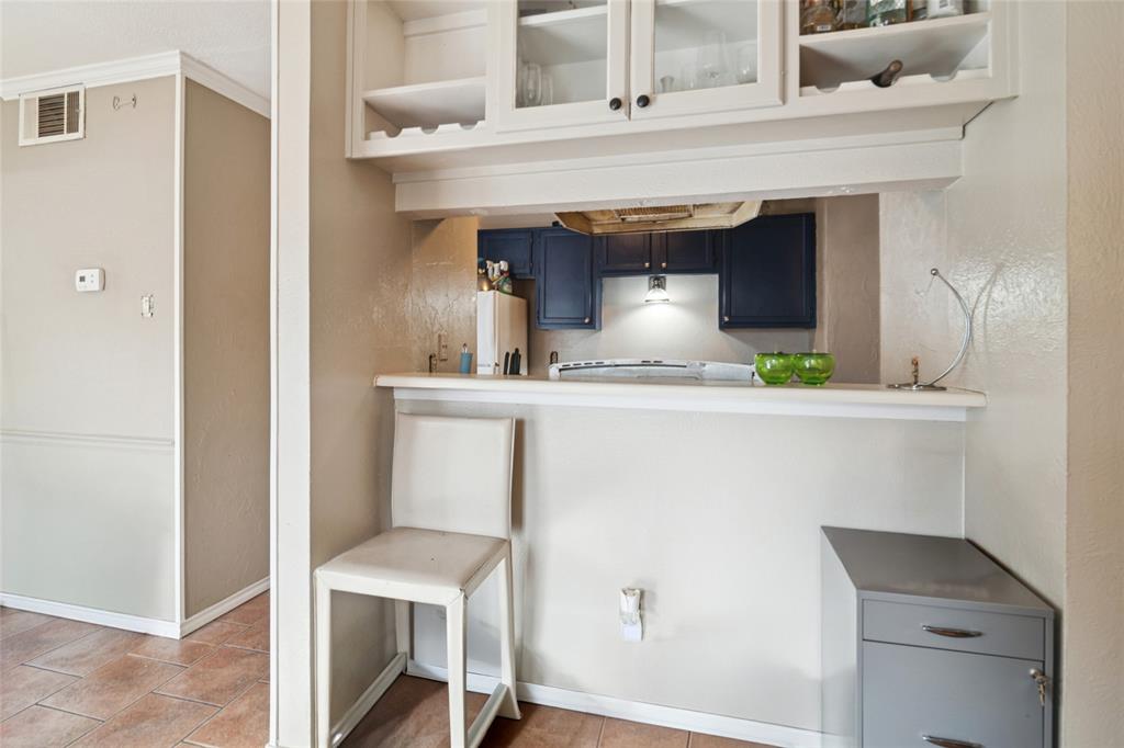 18333 Roehampton Drive, Unit 224 Dallas, TX 75252 - Photo 6 of 24 a utility room with dryer and washer