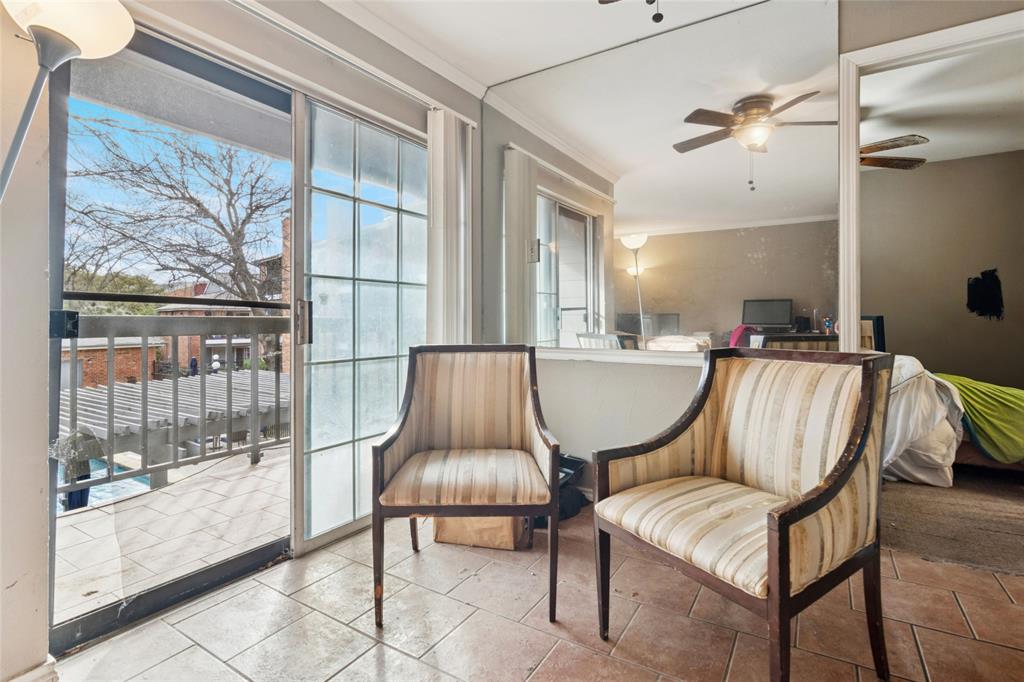 18333 Roehampton Drive, Unit 224 Dallas, TX 75252 - Photo 9 of 24 a living room with furniture