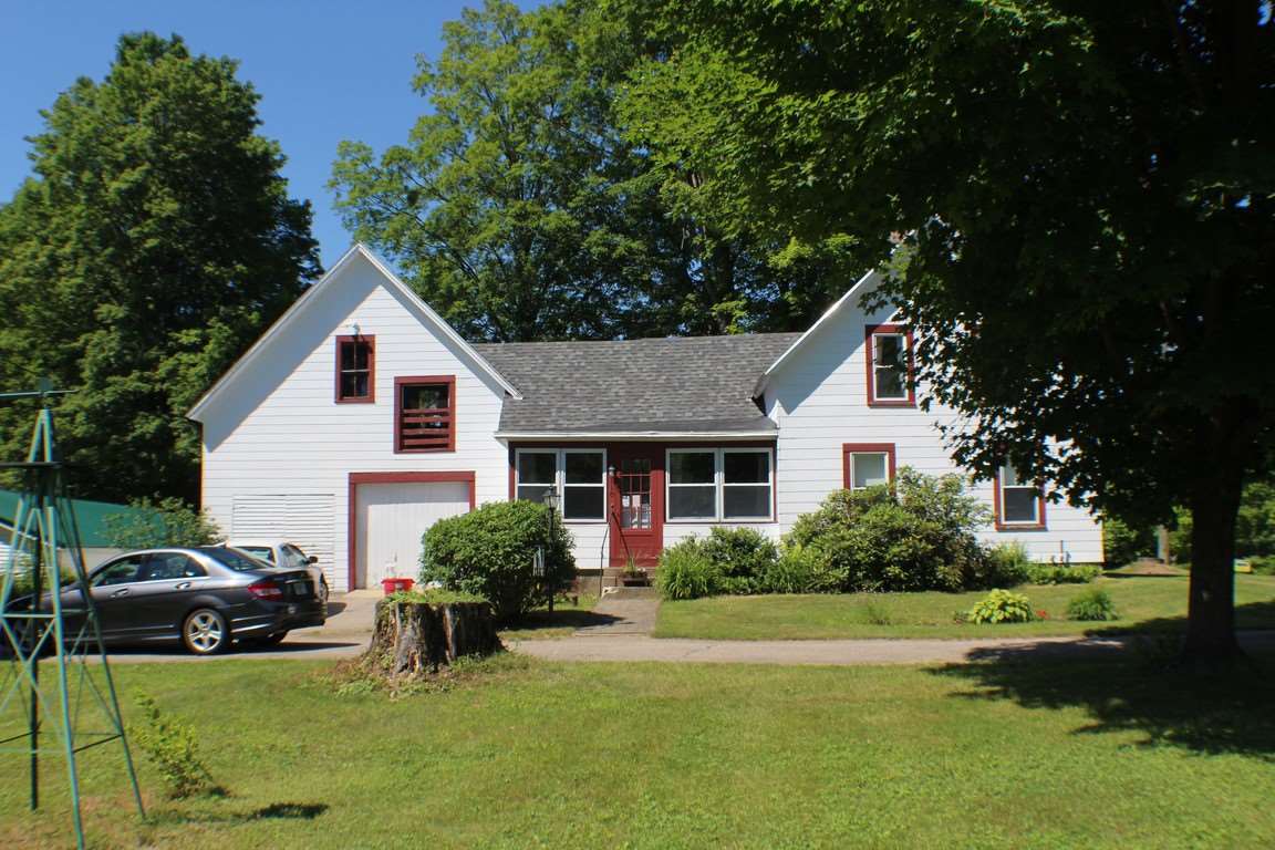 110 Salisbury Road Franklin, NH 03235 - Photo 3 of 18