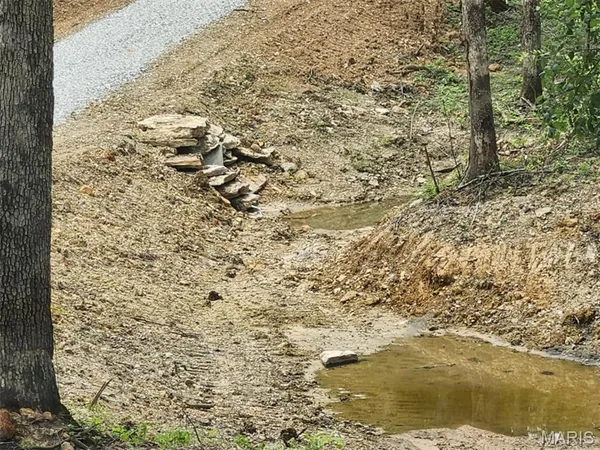 $750,000 | 0 West W Highway, Troy, MO 63379