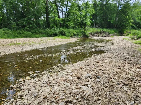 $750,000 | 0 West W Highway, Troy, MO 63379