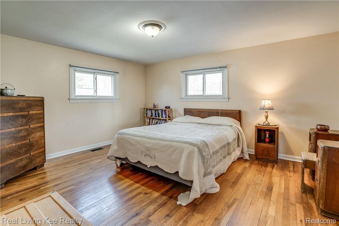 140 Indianside Road Oakland, MI 48363 - Photo 52 of 62 Interiors (31 of 41).jpg