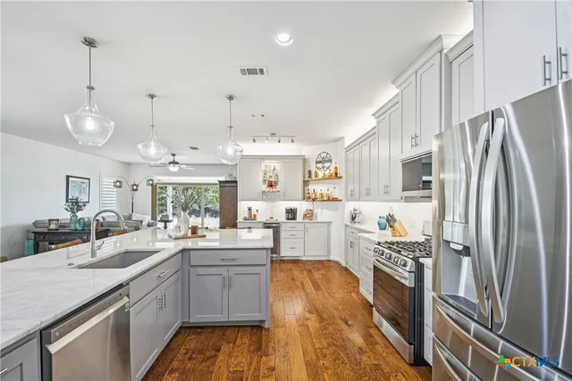 $524,900 | 516 Sundance Lane, Georgetown, TX 78633