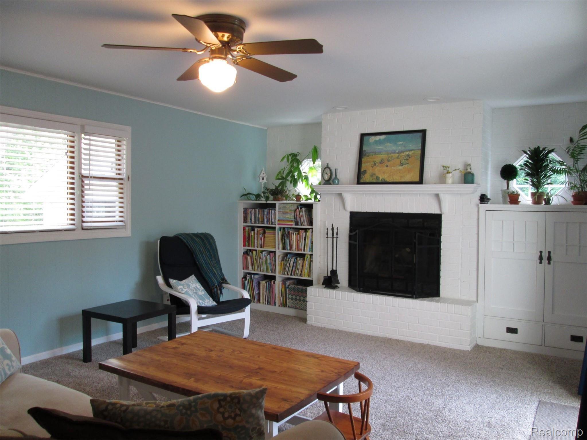 3512 Wakefield Road Berkley, MI 48072 - Photo 23 of 44 wake-fr3.JPG