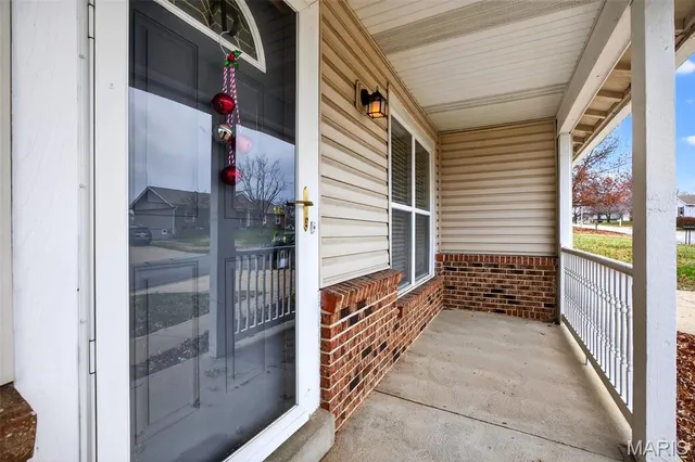 $299,900 | 214 Universal Drive, St. Peters, MO 63376