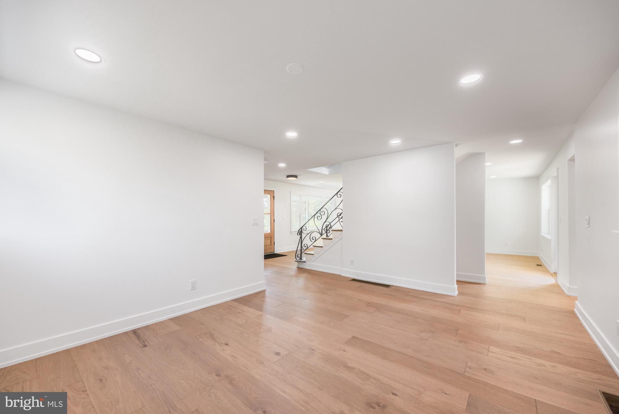 48 Mountainview Court Ewing, NJ 08628 - Photo 14 of 63 a view of an empty room