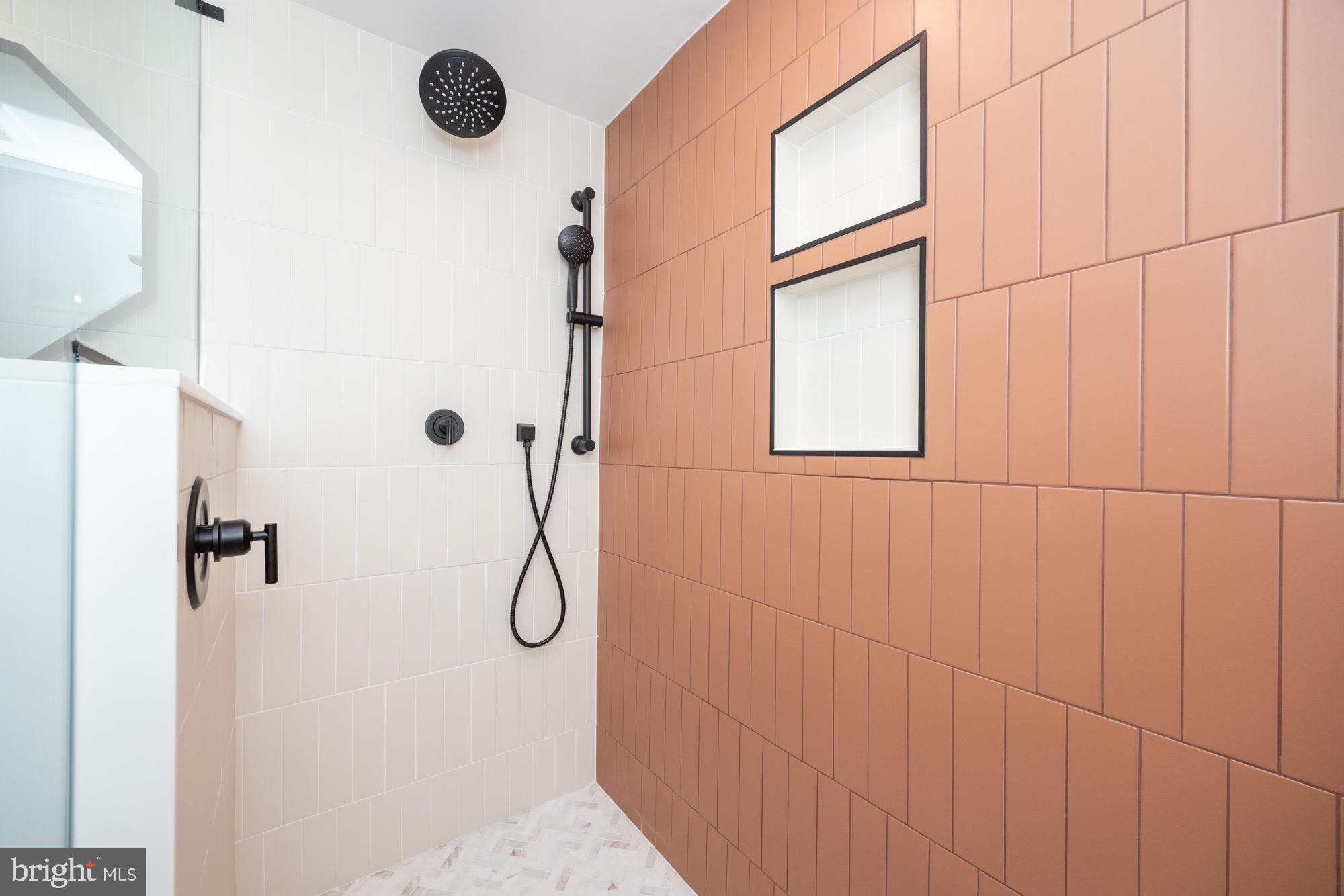 48 Mountainview Court Ewing, NJ 08628 - Photo 41 of 63 Owner's Suite