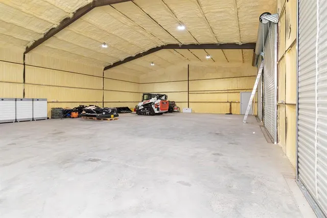 $2,000,000 | 371 Axis Court, Brady, TX 76825