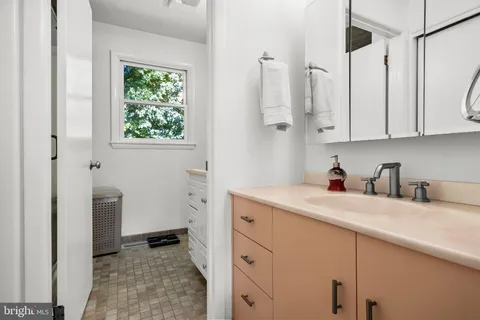 $720,000 | 1024 Bobwhite Drive, Cherry Hill, NJ 08003