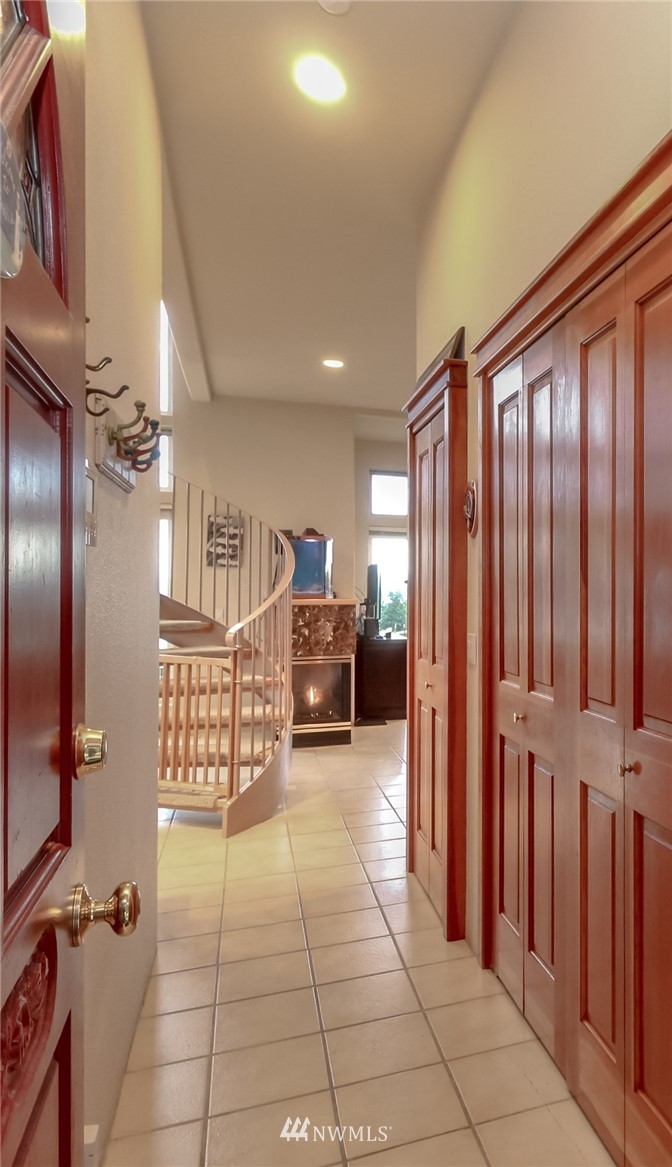 4320 Witter Road Langley, WA 98260 - Photo 4 of 25 Gallery Image 4