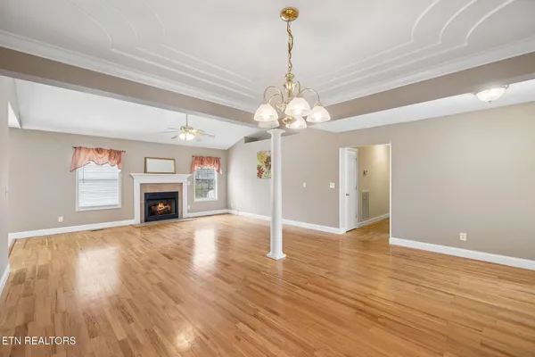 $395,000 | 124 Huntington Lane, Heiskell, TN 37754