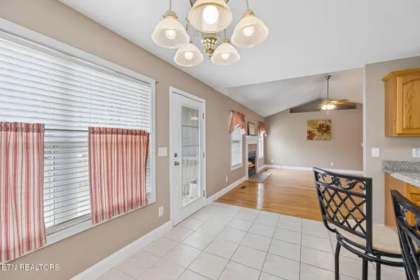 $395,000 | 124 Huntington Lane, Heiskell, TN 37754