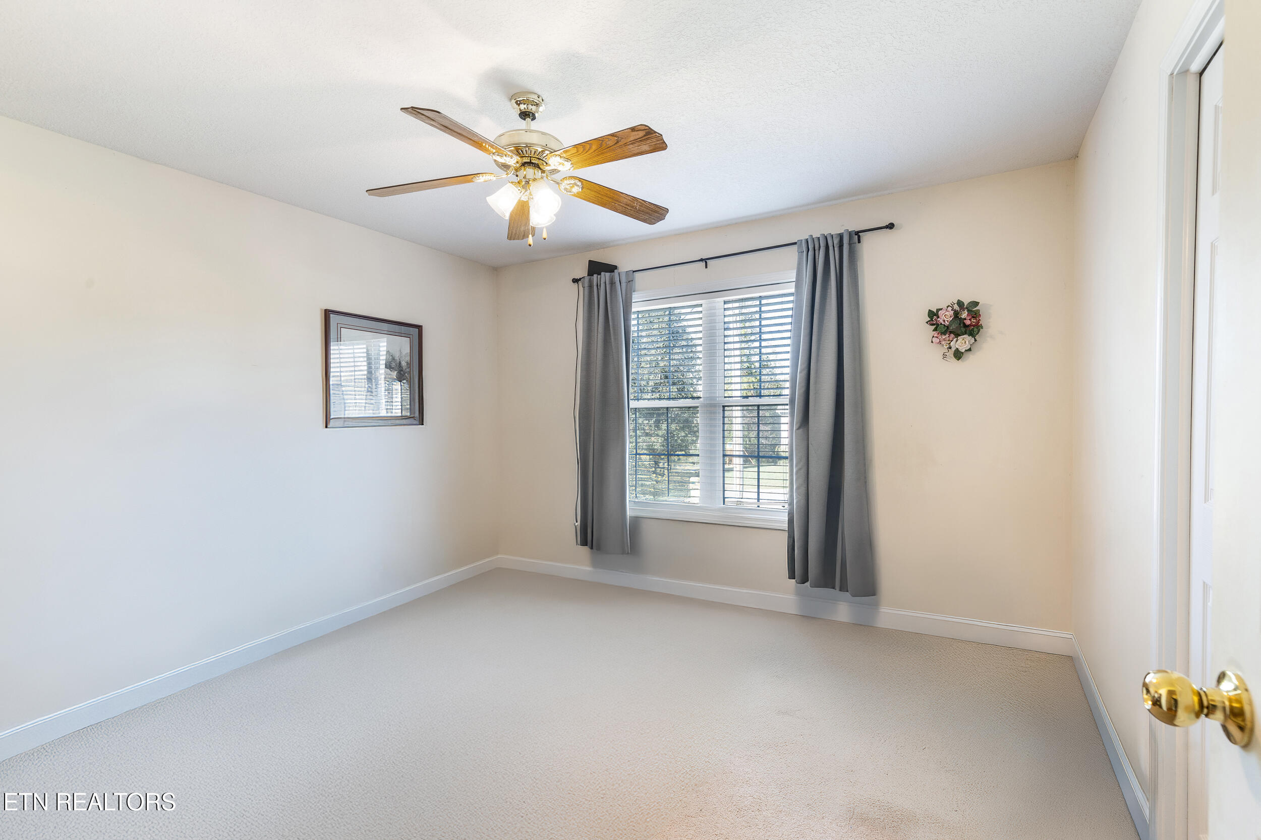 124 Huntington Lane Heiskell, TN 37754 - Photo 16 of 39 BR 3 (edited)