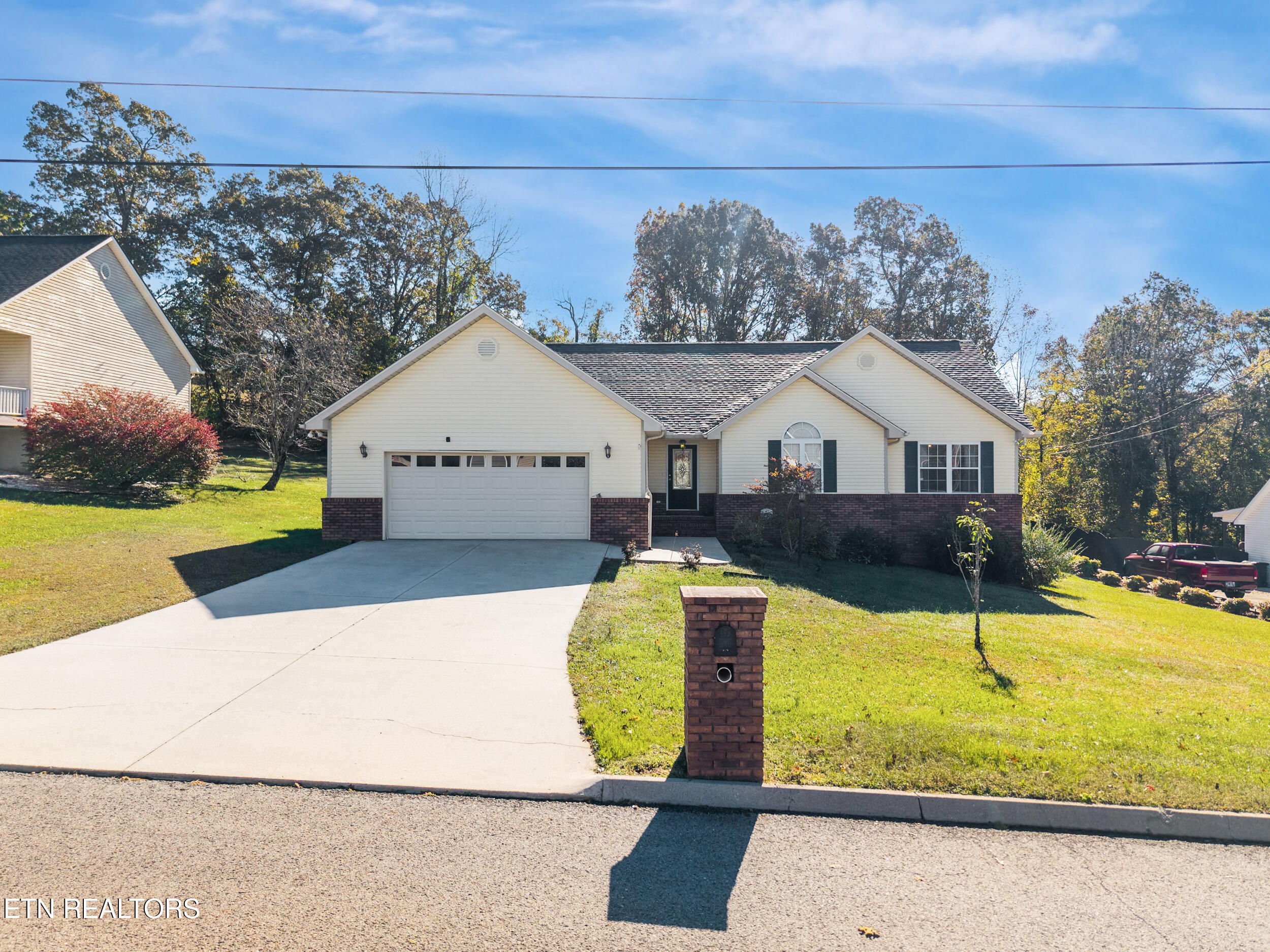 124 Huntington Lane Heiskell, TN 37754 - Photo 38 of 39 002