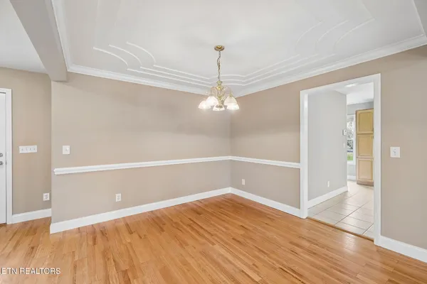 $395,000 | 124 Huntington Lane, Heiskell, TN 37754