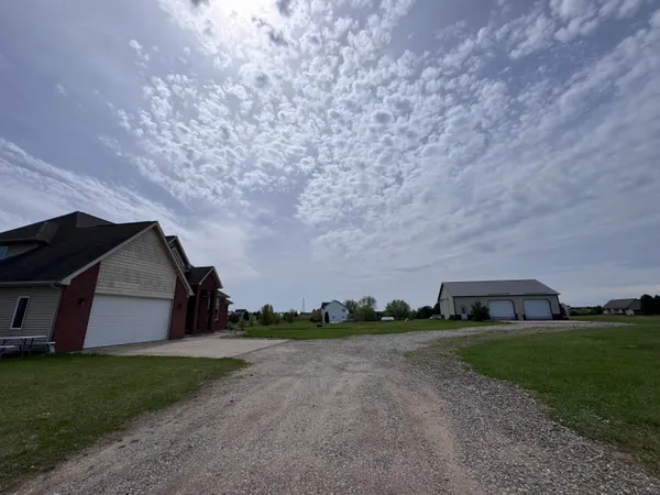$530,000 | 1026 Deer Valley Drive, Manchester, MI 48158