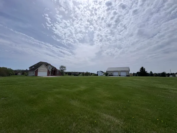 $530,000 | 1026 Deer Valley Drive, Manchester, MI 48158