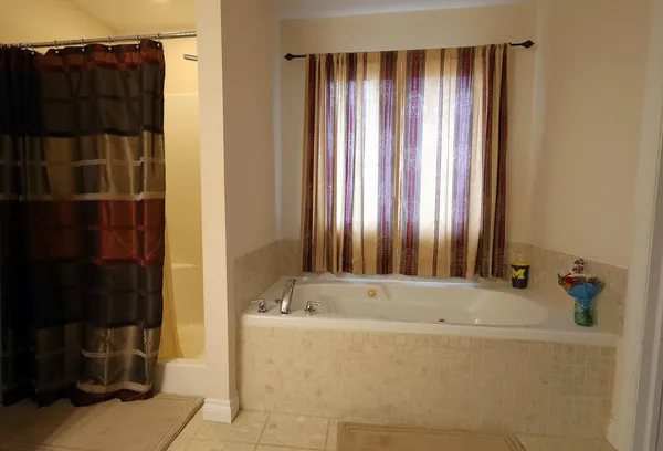 $530,000 | 1026 Deer Valley Drive, Manchester, MI 48158