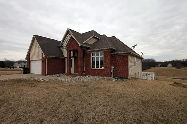 $530,000 | 1026 Deer Valley Drive, Manchester, MI 48158