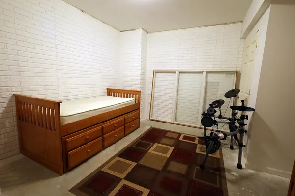 $530,000 | 1026 Deer Valley Drive, Manchester, MI 48158