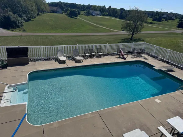 $530,000 | 1026 Deer Valley Drive, Manchester, MI 48158