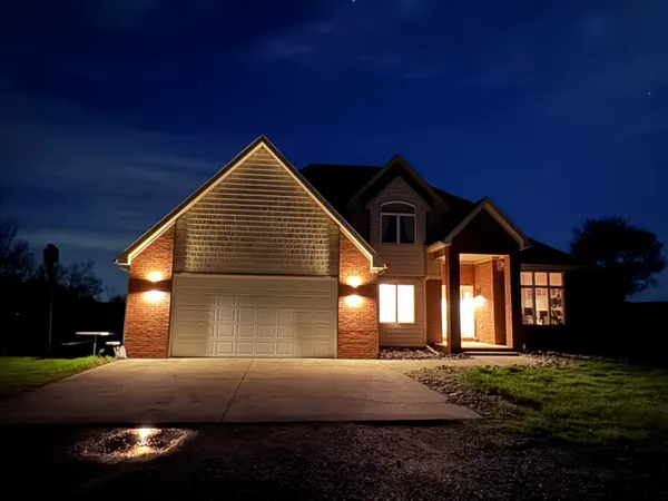 $530,000 | 1026 Deer Valley Drive, Manchester, MI 48158