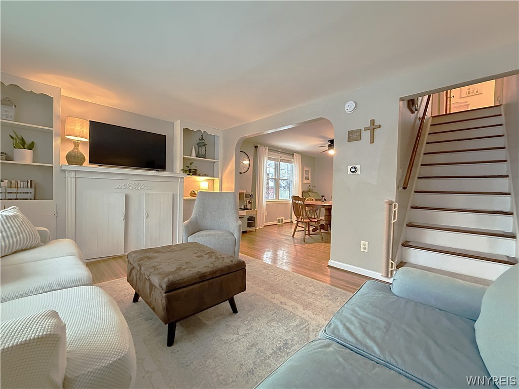 17 University Court Amherst, NY 14226 - Photo 3 of 32