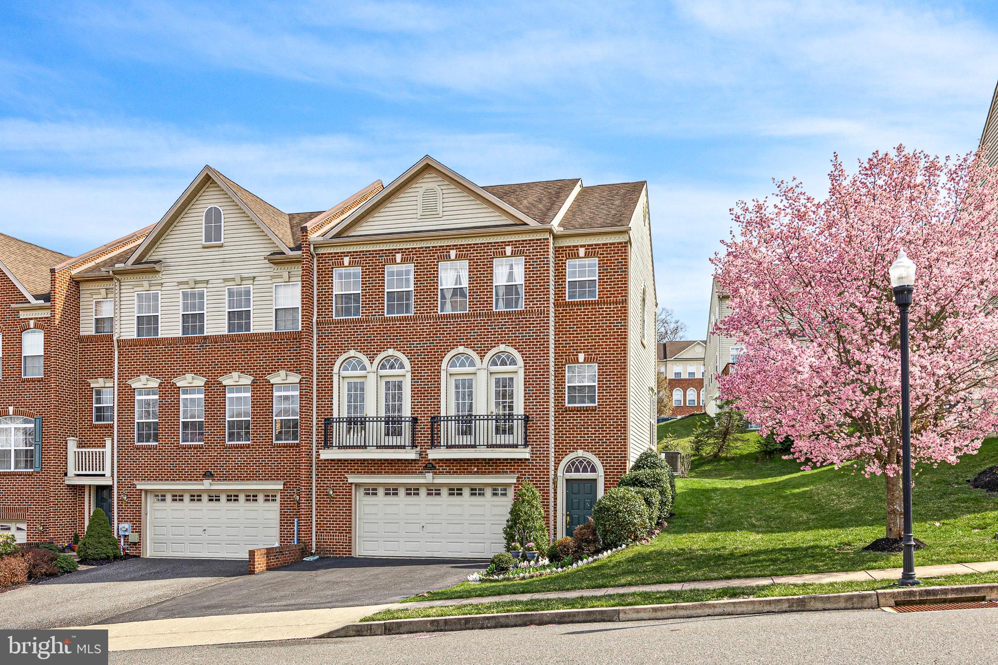 3134 Fieldstone Court Garnet Valley, PA 19060 - Photo 2 of 35