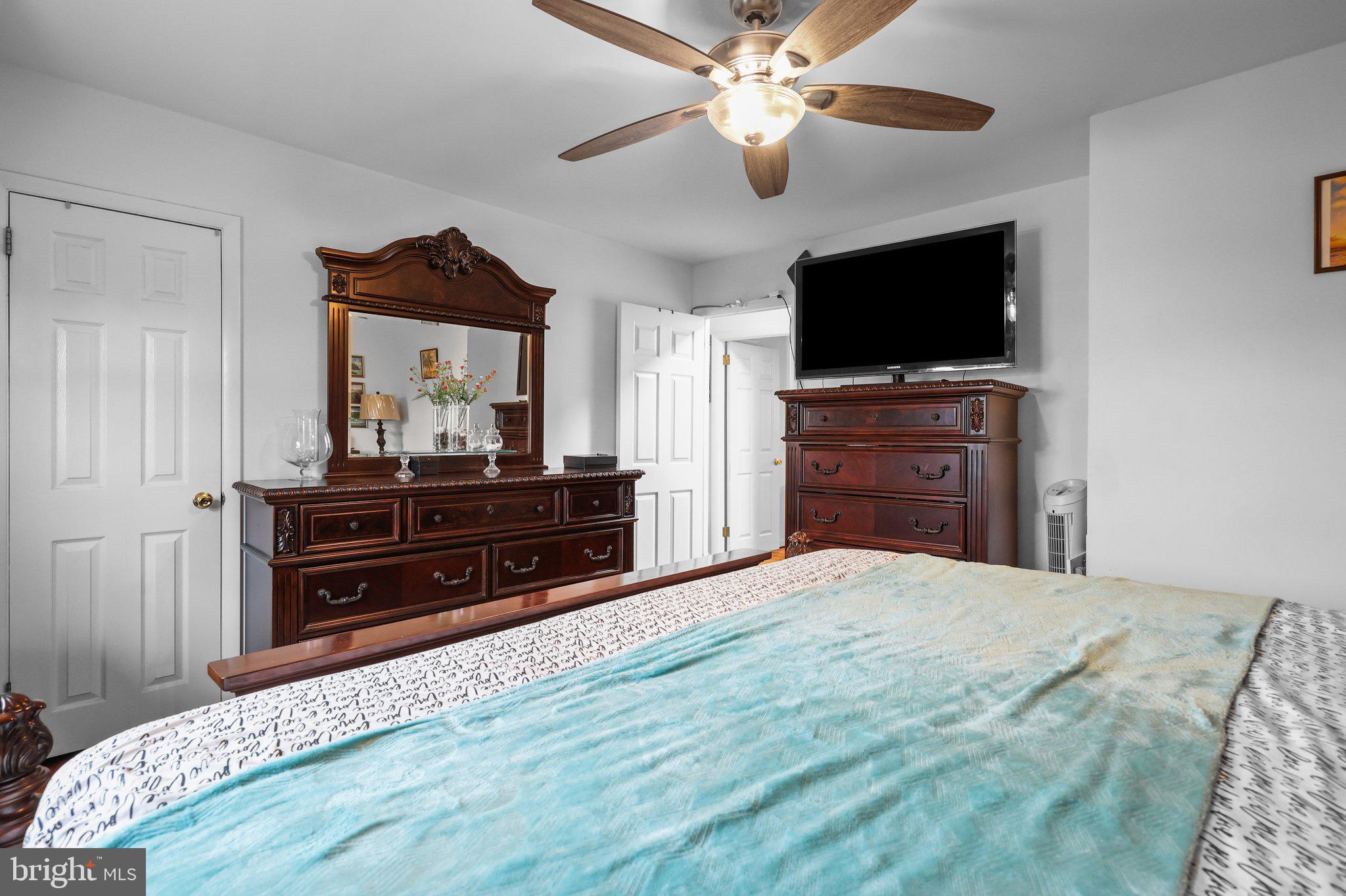 3419 Holyoke Road Philadelphia, PA 19114 - Photo 18 of 30 Gallery Image 18