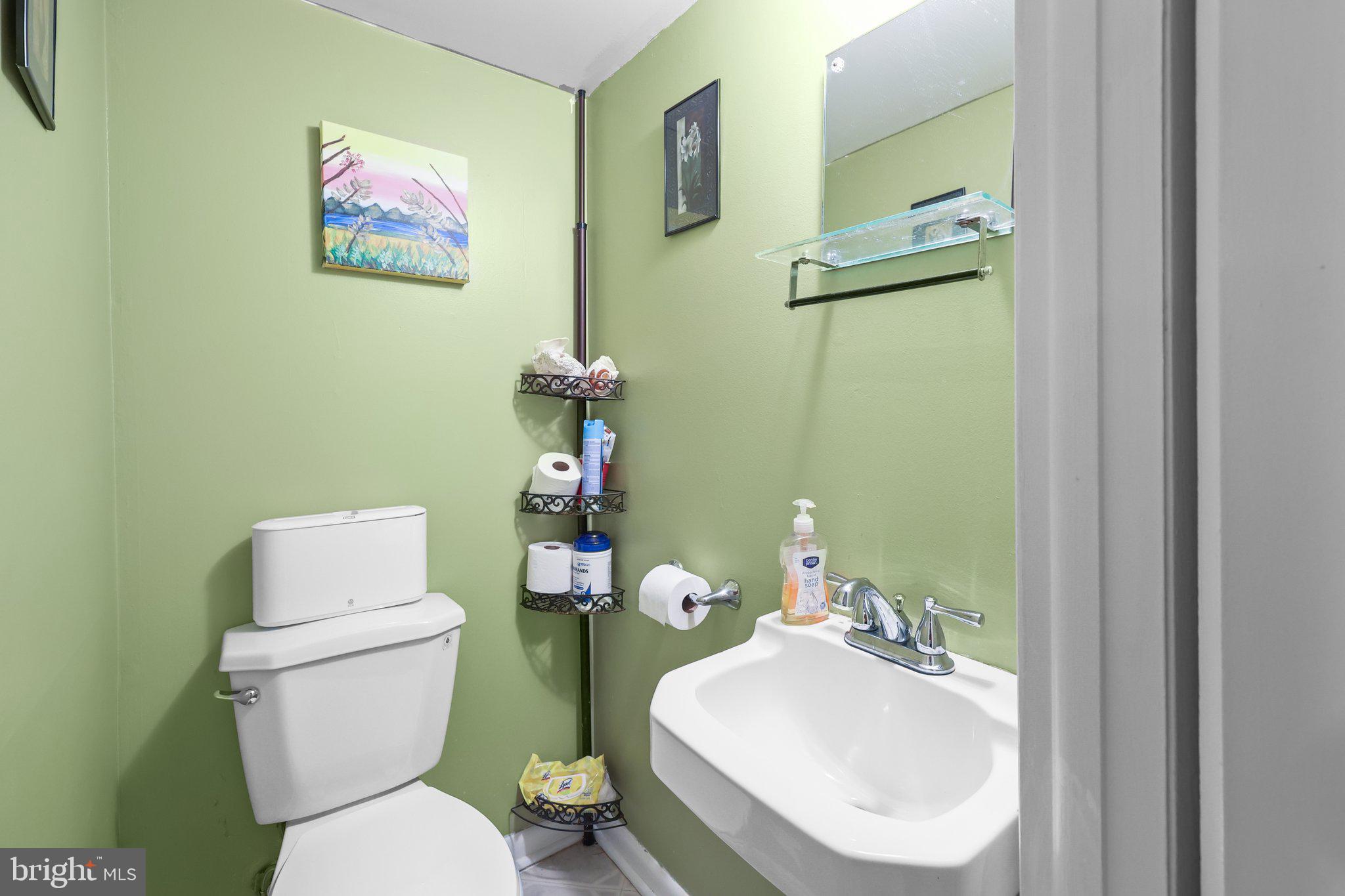 3419 Holyoke Road Philadelphia, PA 19114 - Photo 19 of 30 Gallery Image 19