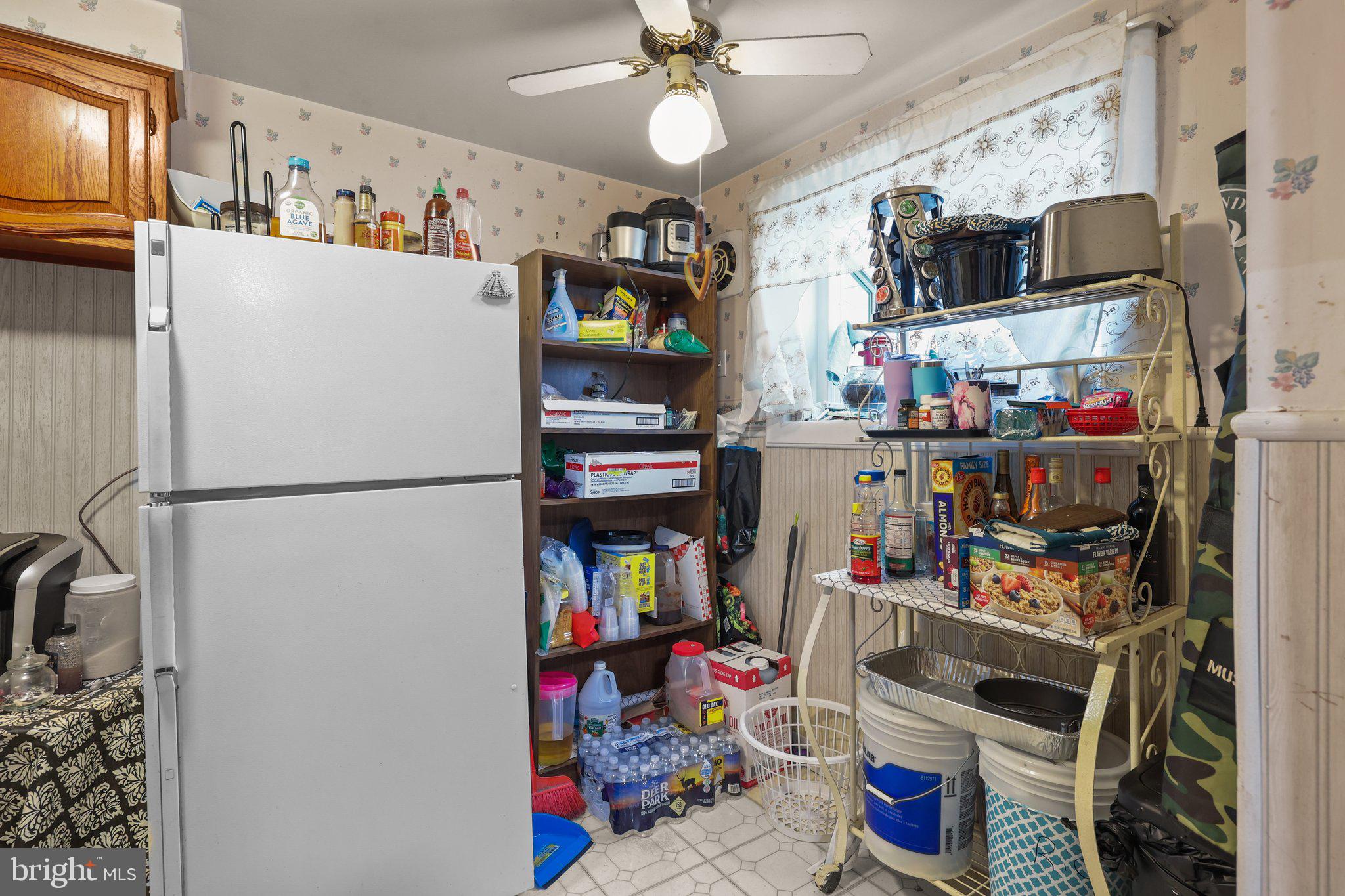3419 Holyoke Road Philadelphia, PA 19114 - Photo 6 of 30 Gallery Image 6