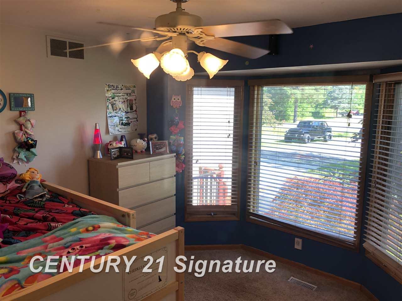 10231 West Stanley Road Flushing, MI 48433 - Photo 11 of 27