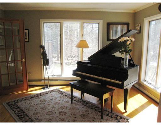 2 Roos Hill Road Freeport, ME 04032 - Photo 5 of 25 Other. Music Room