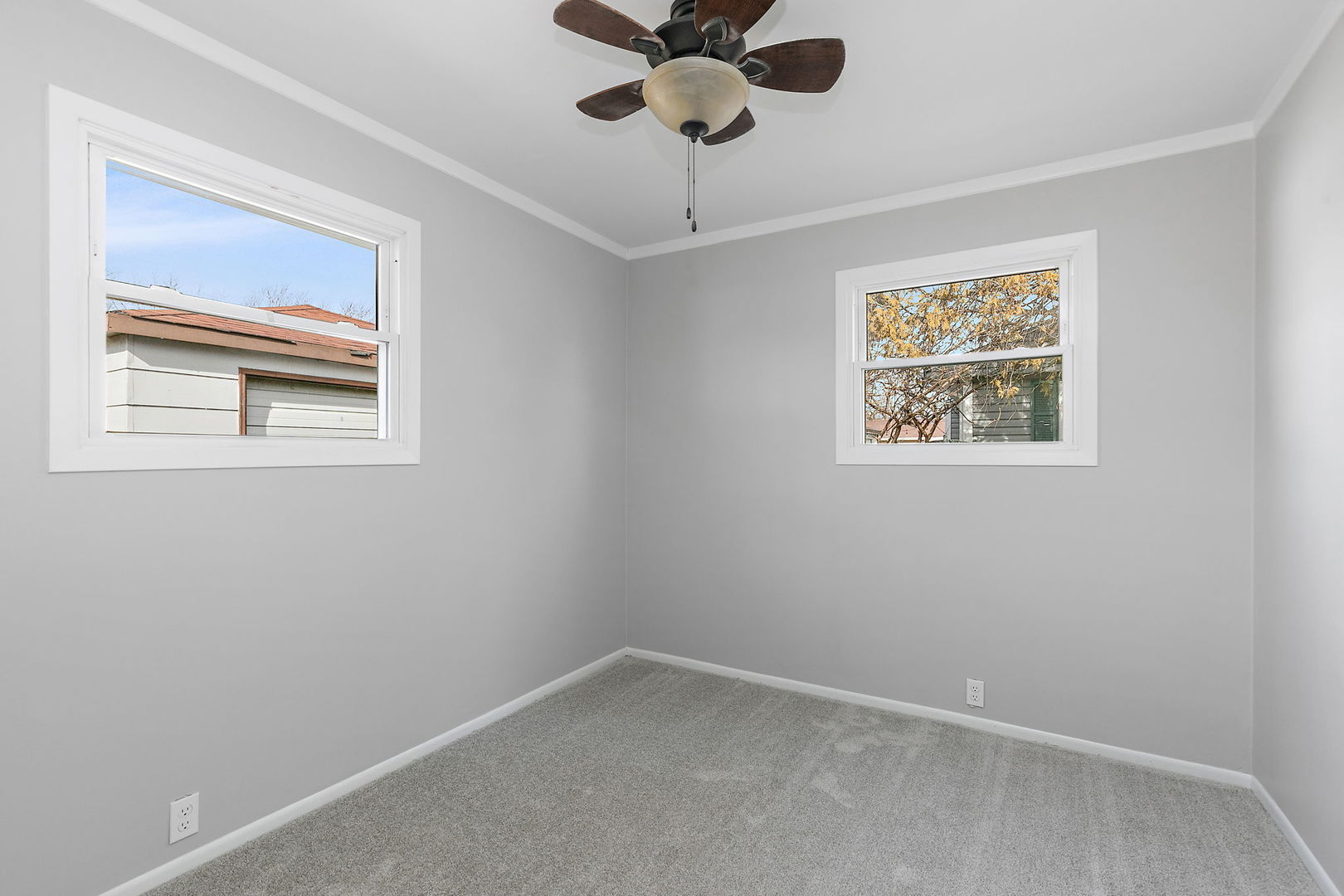 44 Wren Road Carpentersville, IL 60110 - Photo 10 of 13 Gallery Image 10