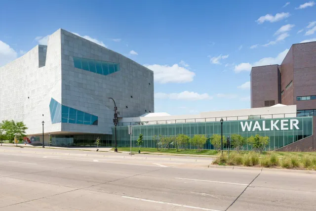 $1,100 | 2428 Colfax Avenue South, Unit 3, Minneapolis, MN 55405