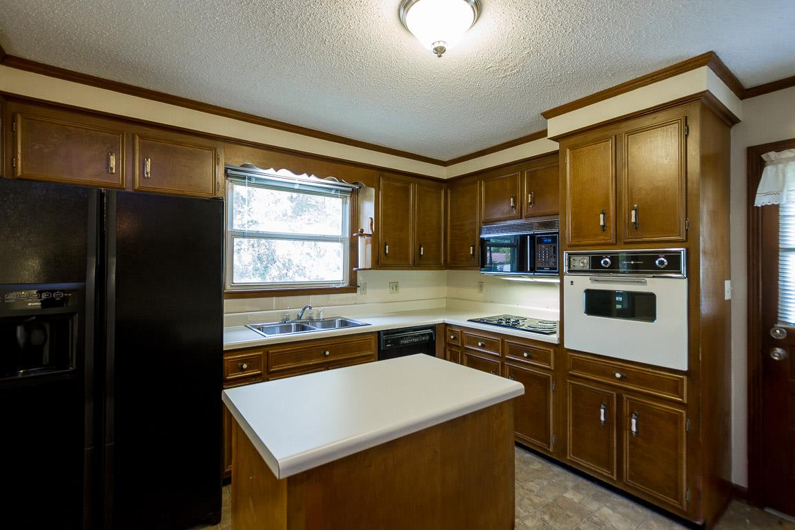 101 Brook Hollow Road Clarksville, TN 37040 - Photo 9 of 28 Gallery Image 9