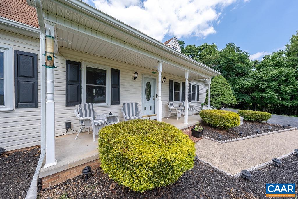 3 Granary Road Verona, VA 24482 - Photo 3 of 49 Gallery Image 3