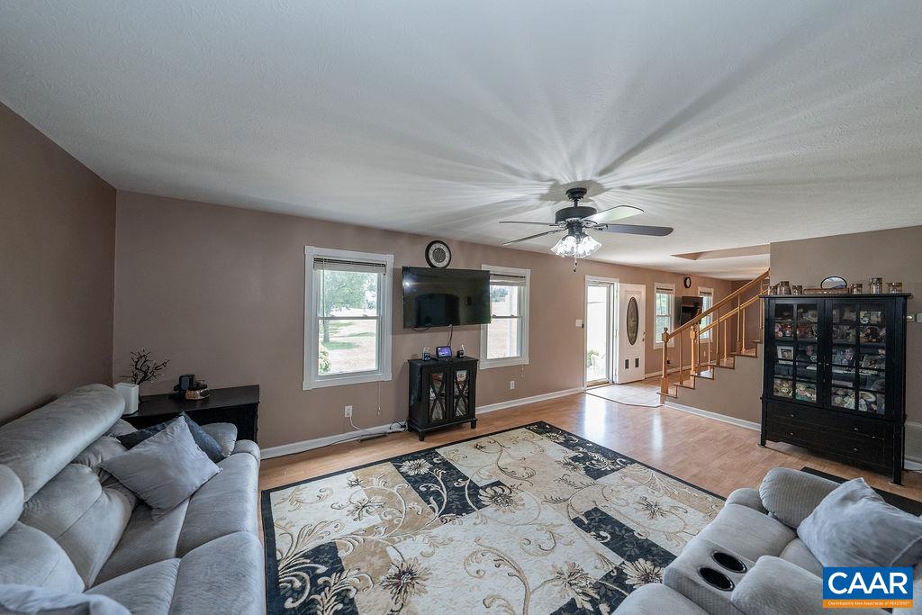 3 Granary Road Verona, VA 24482 - Photo 4 of 49 Gallery Image 4