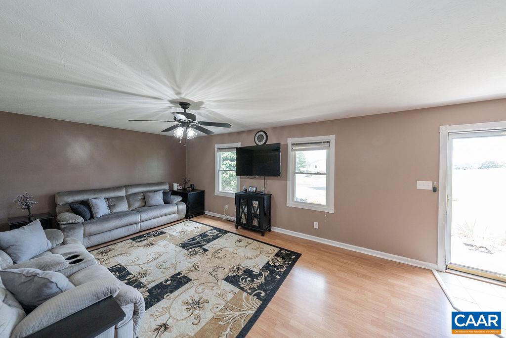 3 Granary Road Verona, VA 24482 - Photo 5 of 49 Gallery Image 5