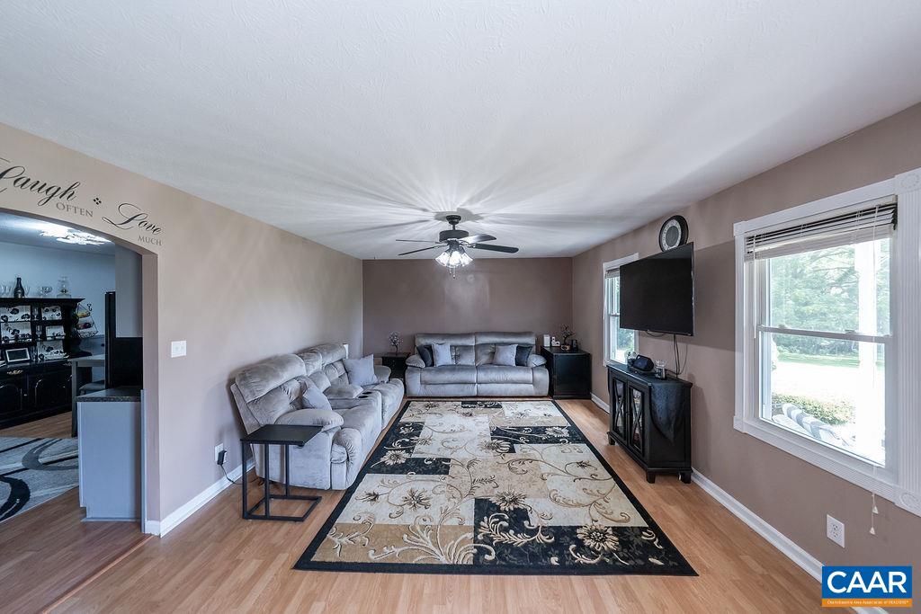3 Granary Road Verona, VA 24482 - Photo 6 of 49 Gallery Image 6