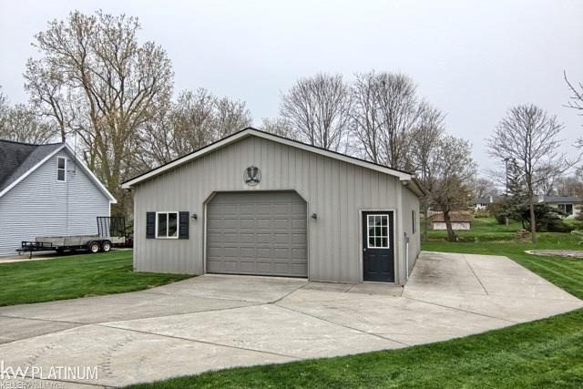 58811 Christopher Road Ray, MI 48096 - Photo 30 of 34 31289232-29.JPG