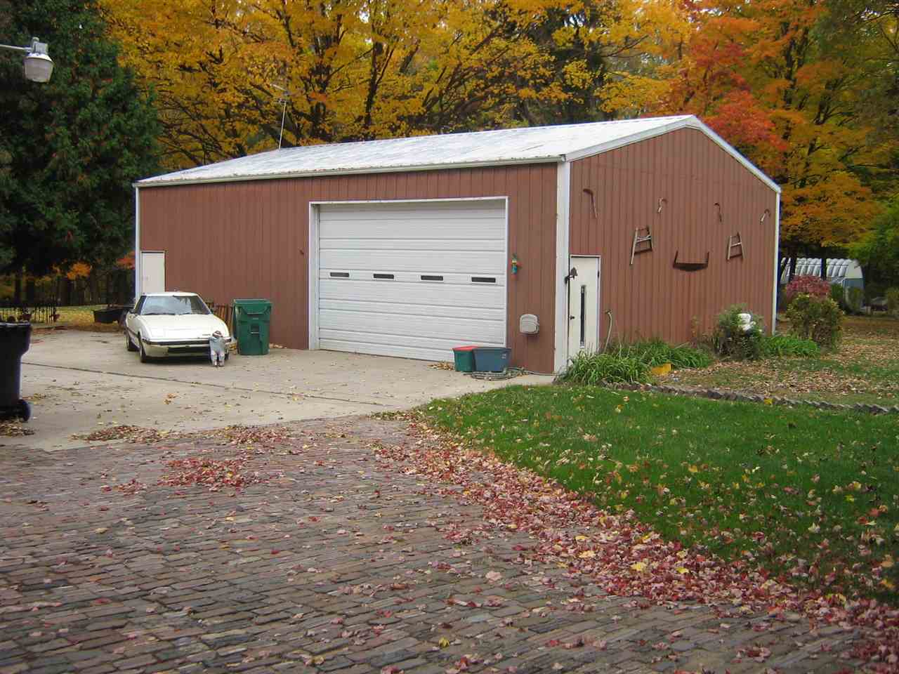 55405 Timothy Road New Carlisle, IN 46552 - Photo 11 of 27 Gallery Image 11