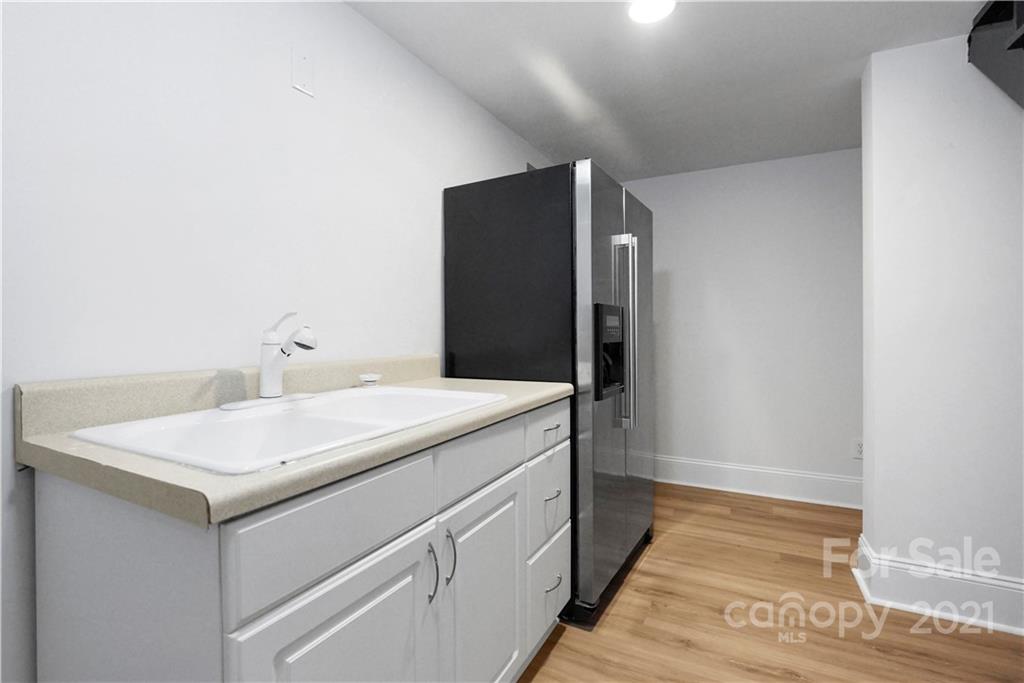 2326 Ferncliff Road Charlotte, NC 28211 - Photo 39 of 48 a utility room with washer and dryer