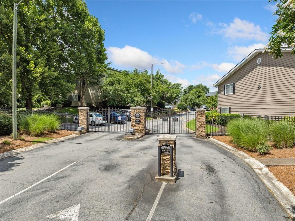 1468 Briarwood Road Northeast, Unit 1008 Atlanta, GA 30319 - Photo 35 of 44 a view of a back yard of the house
