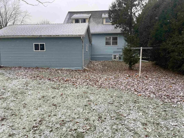 $199,000 | 311 Steiner Drive, Oakfield, WI 53065